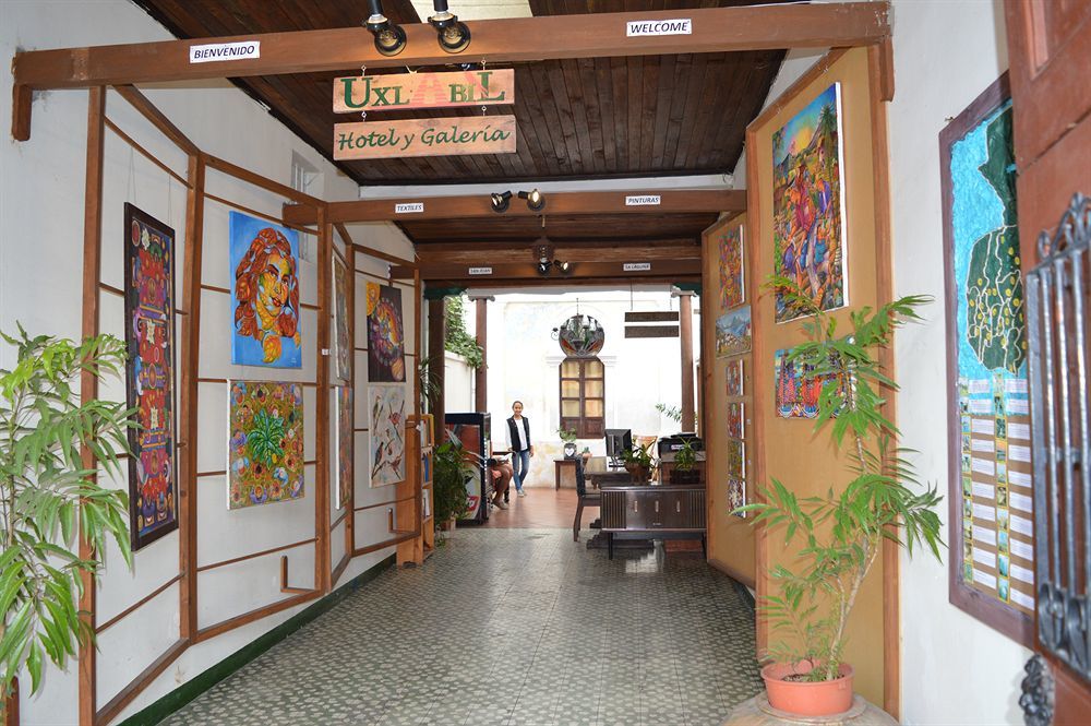 Hotel Y Galeria Uxlabil 危地马拉安地瓜 外观 照片