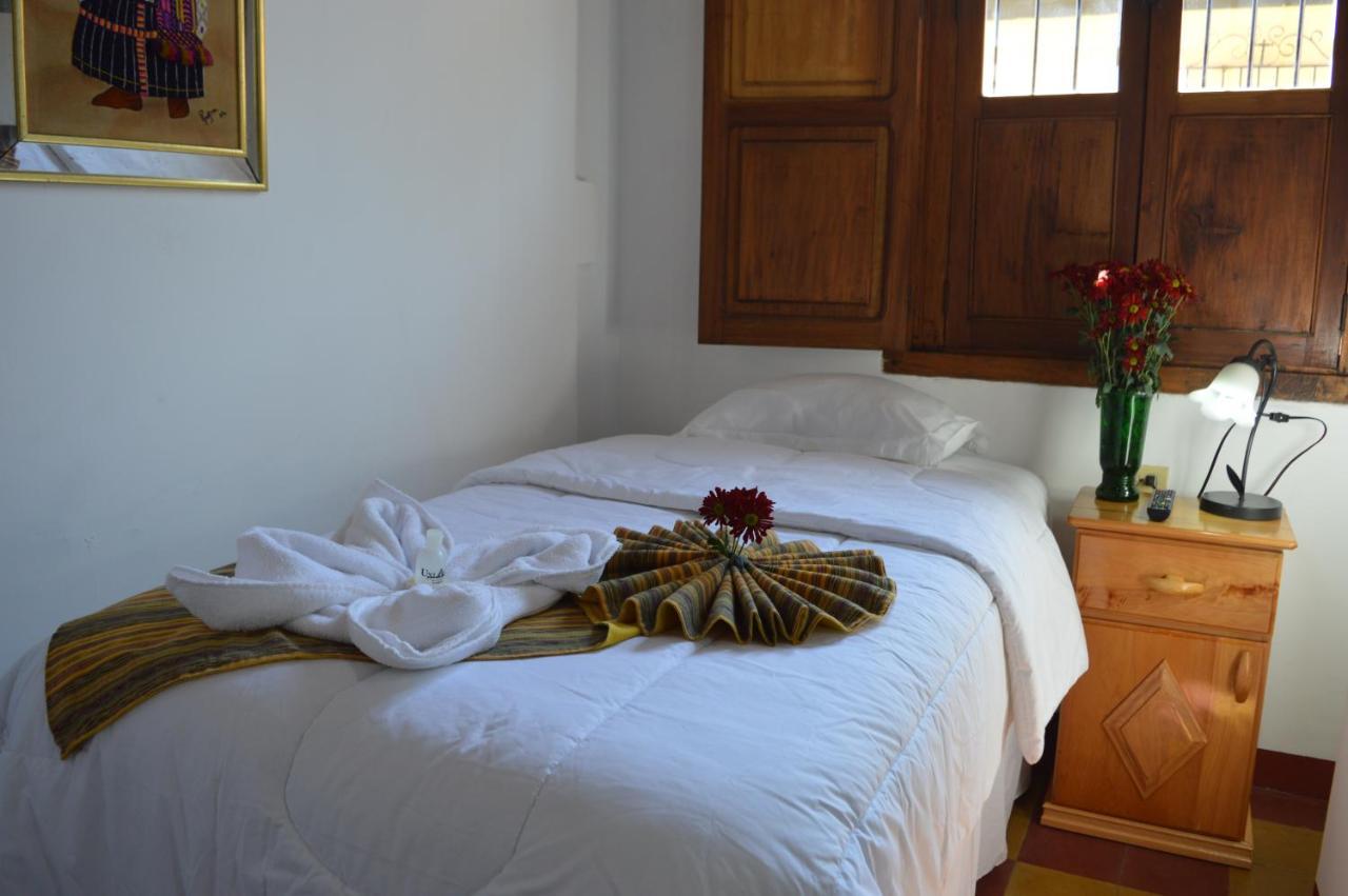 Hotel Y Galeria Uxlabil 危地马拉安地瓜 外观 照片